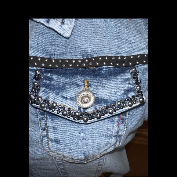 Egyptian Embroidered Denim Vest - Picture 11 of 14